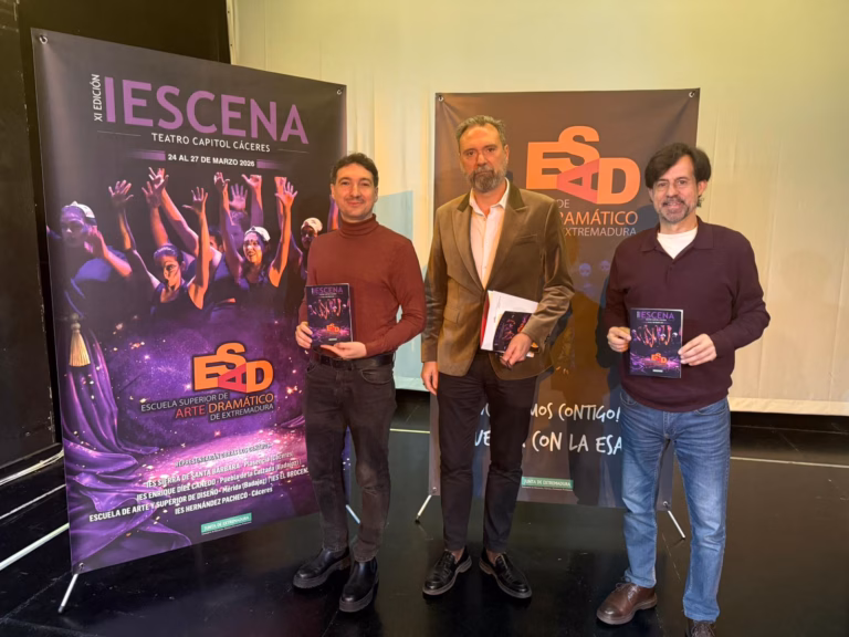 presentación iescena de la ESAD de Extremadura